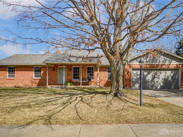 1829 Ashley Dr, Miamisburg, OH 45342