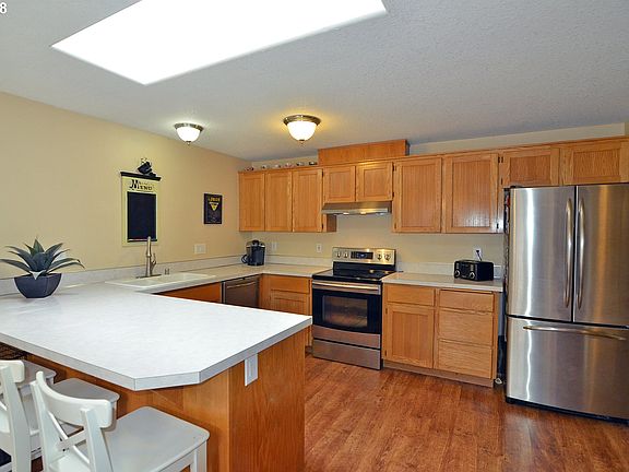 3rd image of 17800 SE 19th St