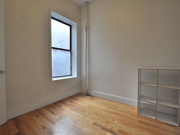 4th image of 421 Rogers Ave #C4rka