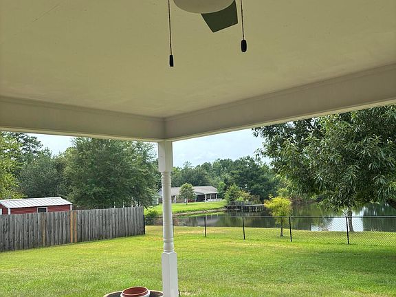 4th image of 9031 Collinsville Rd