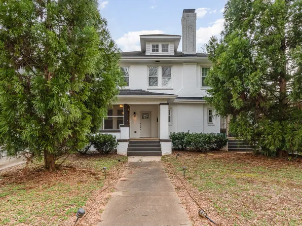 2110 Dartmouth Pl, Charlotte, NC 28207