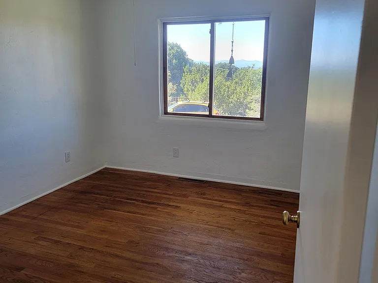 Bedroom #1