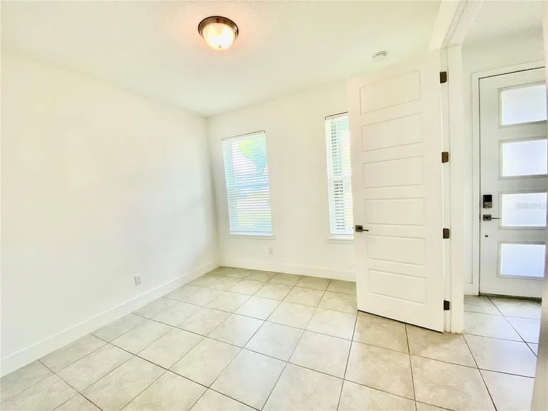 7206 Carrickbend Ln — Photo 8