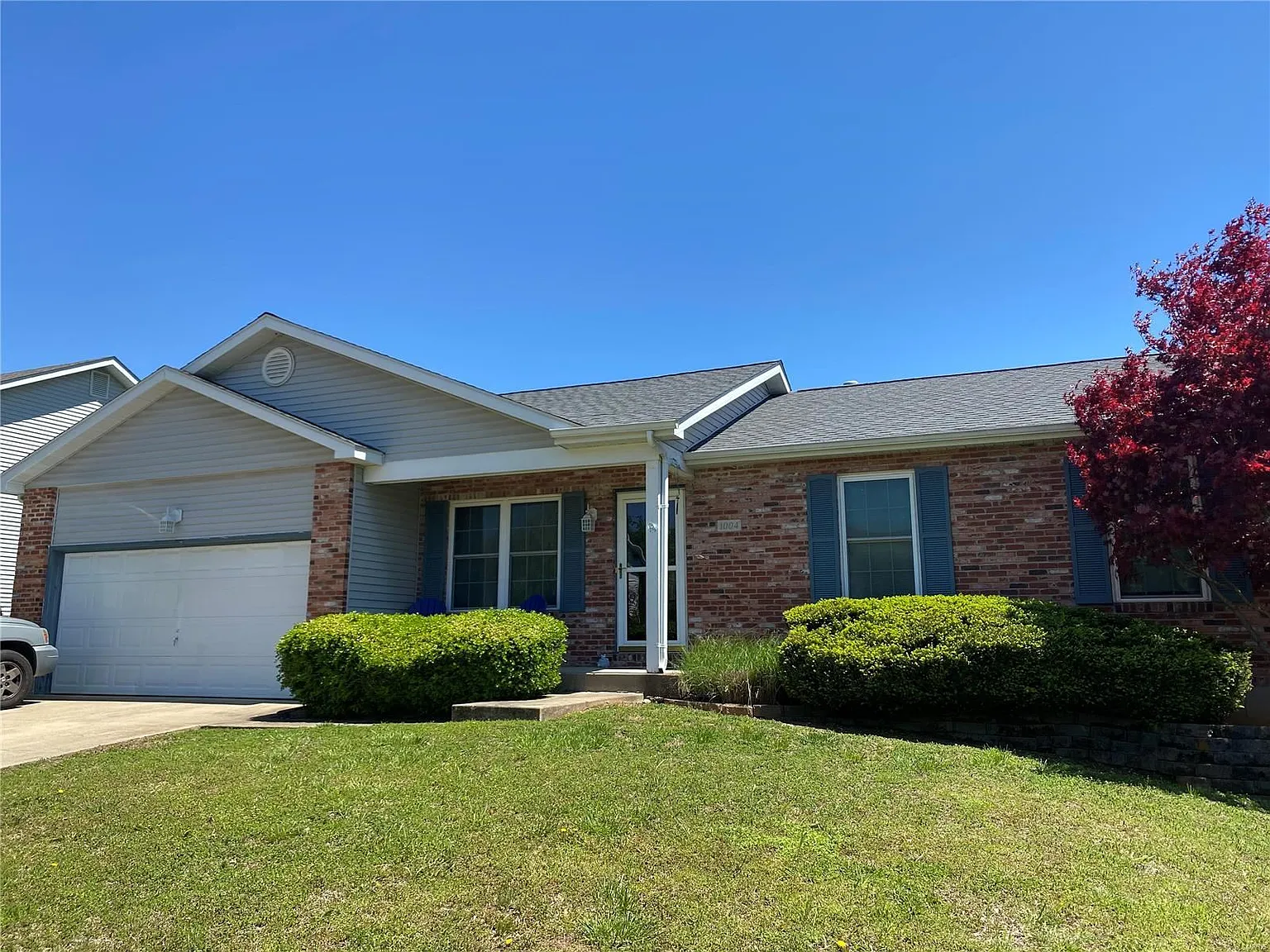 1004 Parc Central Dr photo 1