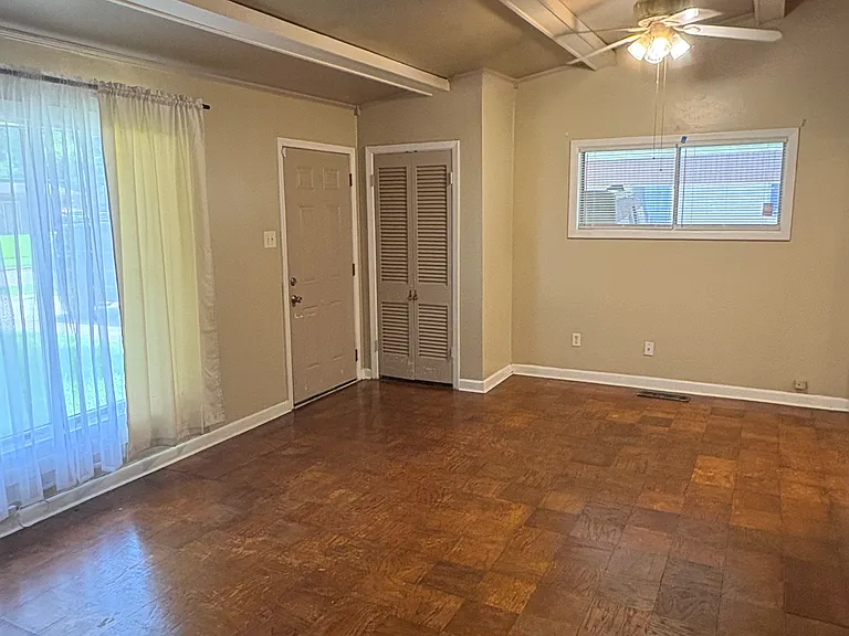 721 Meadowdale Pl — Photo 12