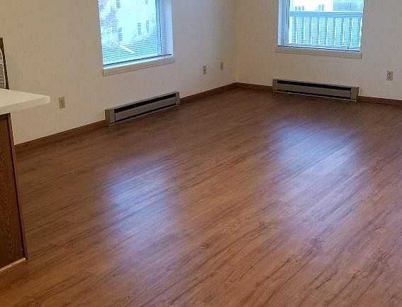 5th image of 605 Galena Cir APT 6