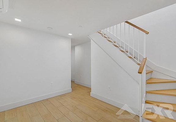 4th image of 1257 Bedford Ave #1A