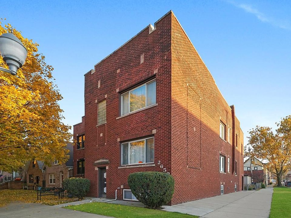 1st image of 2659 W Superior St #1