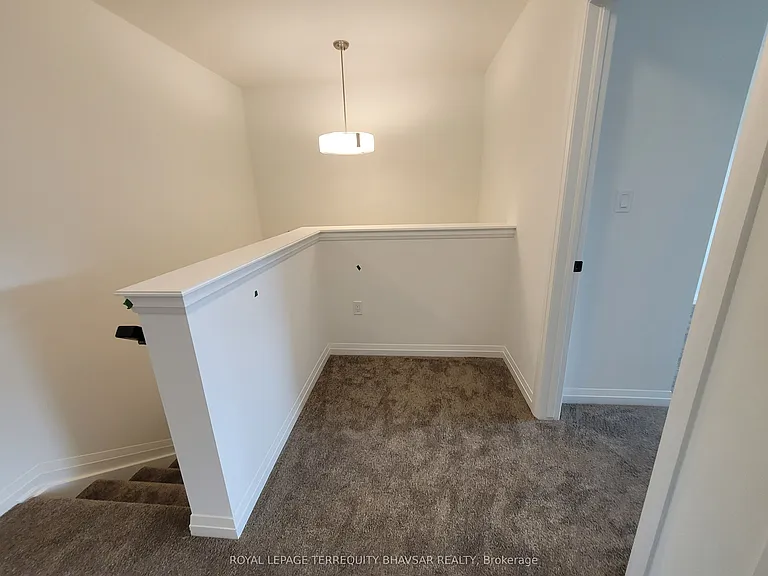 4552 Portage Rd #8 — Photo 28