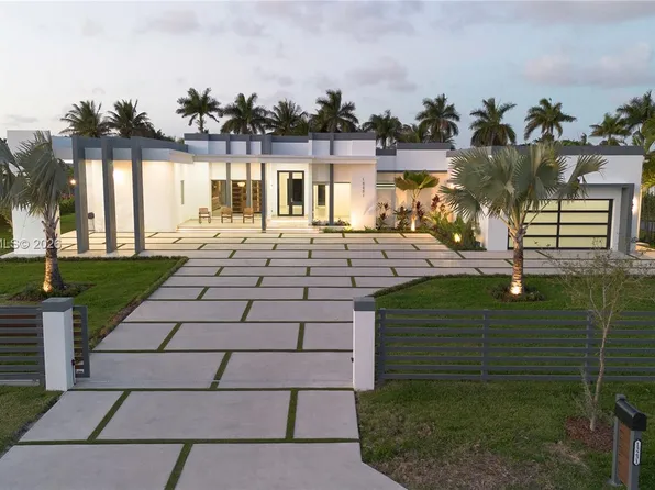 13231 SW 220th St, Miami, FL 33170