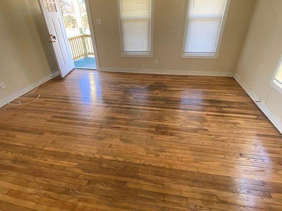 3rd image of 5105 Robin Grey Ln