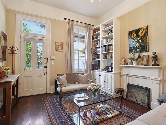 4th image of 913 8th St