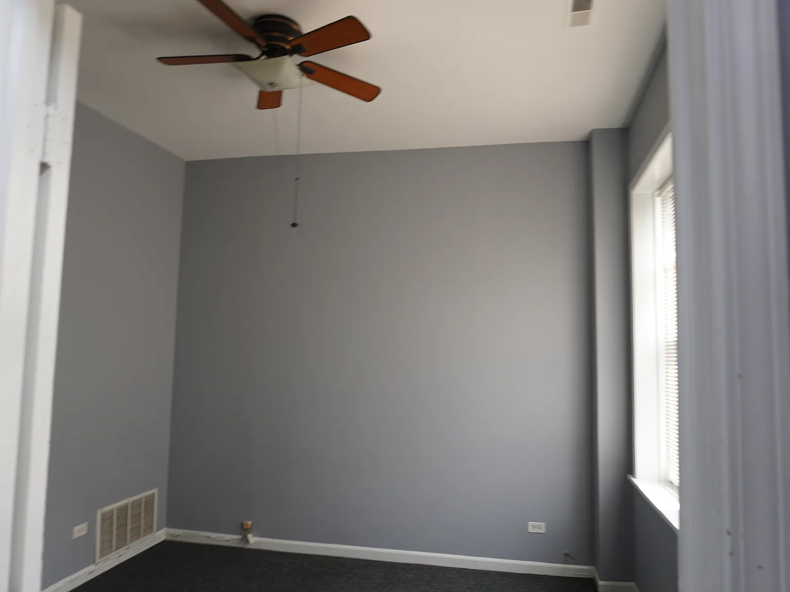 2 bed, $1,400 — Photo 3