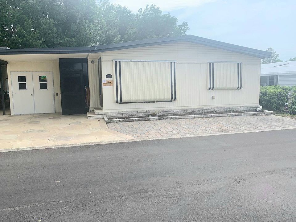 1st image of 16817 Silver Shores Ln