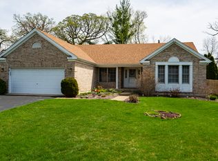 0N121 Sarana Ave, West Chicago, IL