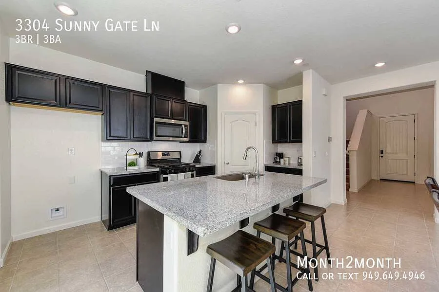 Hideaway on Sunny Gate Ln — Photo 3