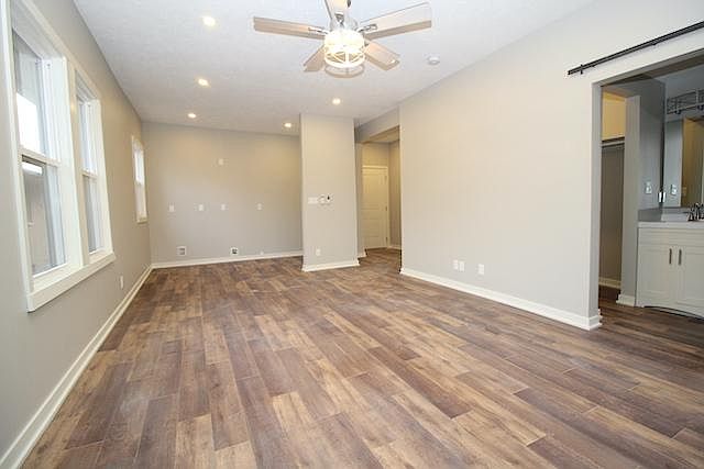 1st image of 810 S 12th St #L