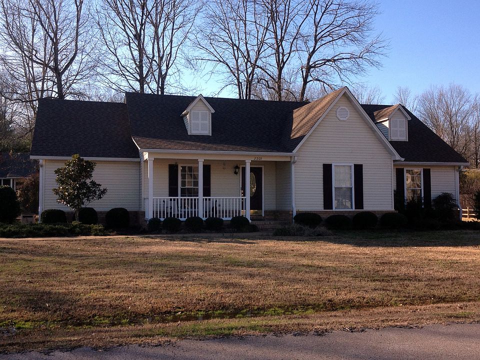 1st image of 2205 Weston Dr