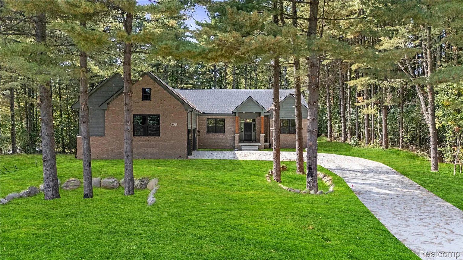 3743 Kerriel Ct photo 1