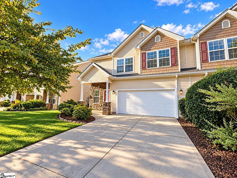 1st image of 7 Rivers Edge Cir
