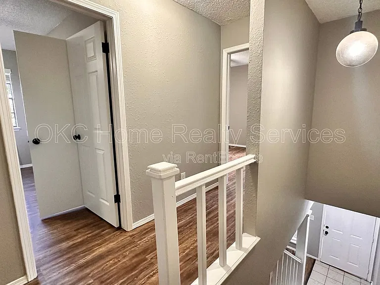 6713 Lyrewood Ln — Photo 20