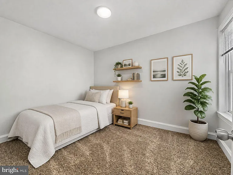 2023 N Gratz St — Photo 14