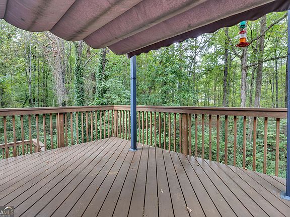 4th image of 162 Marsha Way