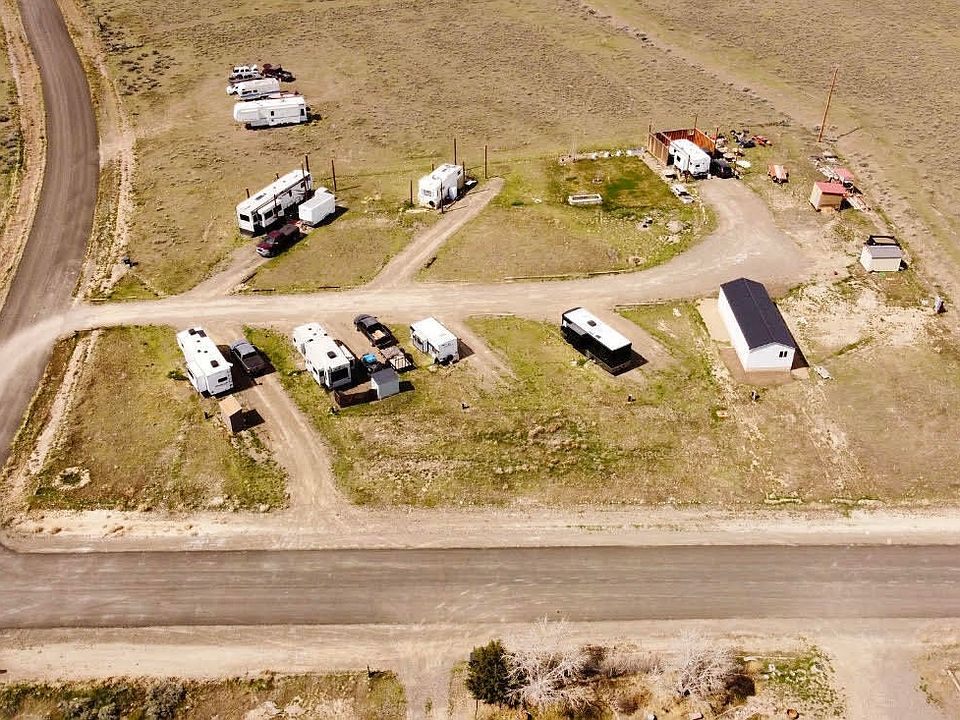1st image of 412 4th St