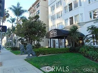 Studio, 347 sqft, $1,650 — Photo 2