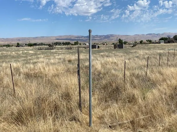 13999 Garnet Rd, Santa Margarita, CA 93453