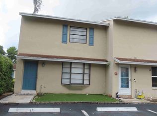 69 SW Blackburn Ter APT 11, Stuart, FL 34997