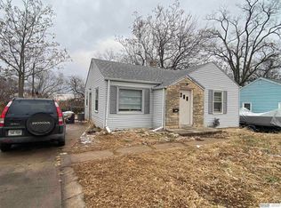 7213 Northridge Dr, Omaha, NE 68112