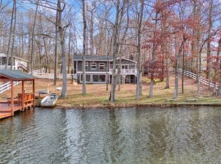 3 Lakeside Dr, Columbia, VA 23038