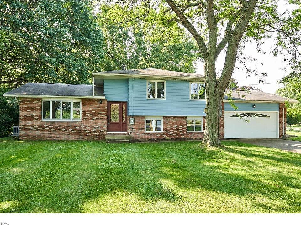 1st image of 1228 Northeast Ave