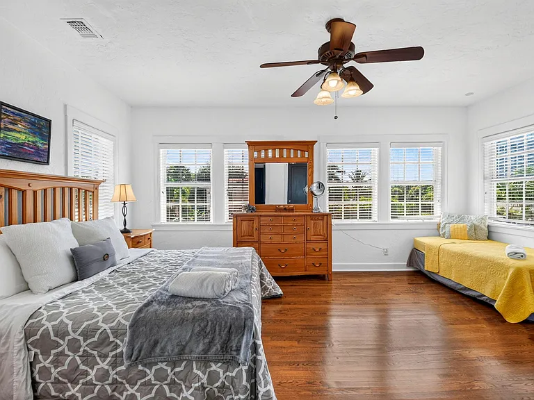 227 Foresteria Dr — Photo 55