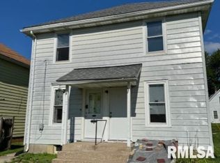 1921 10th St, Moline, IL 61265