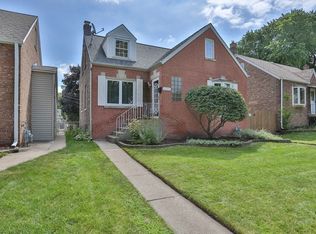 18023 Oakwood Ave, Lansing, IL 60438