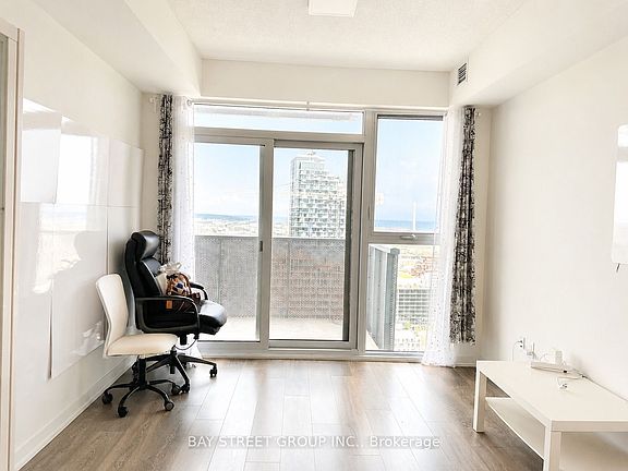5th image of 20 Richardson St #3411