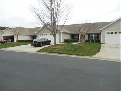 617 Huntingdon St, Elon, NC, 27244