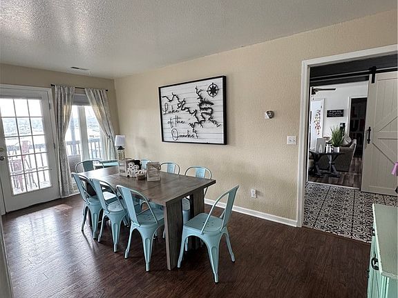 4th image of 33439 Evanston Rd