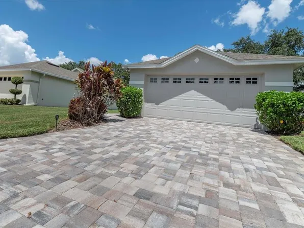 4368 Pebble Pointe Dr, Lakeland, FL 33813