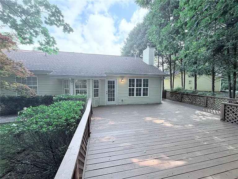 324 Amelia Garden Way — Photo 8