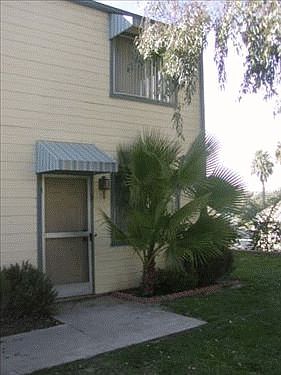 28748 Calle de Lago #D