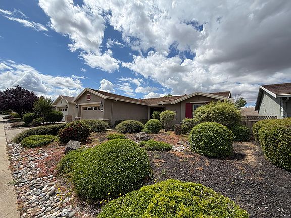 2nd image of 162 Calistoga Ln