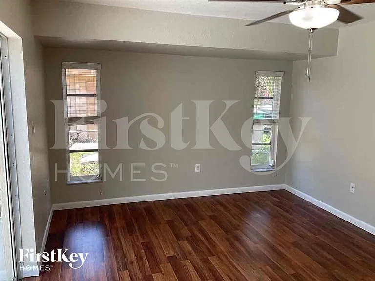 820 Springview Ave NW — Photo 11