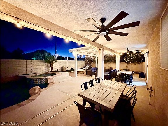5th image of 8951 Venetia St