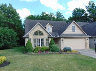 22445 Christopher Ct, Strongsville, OH 44136