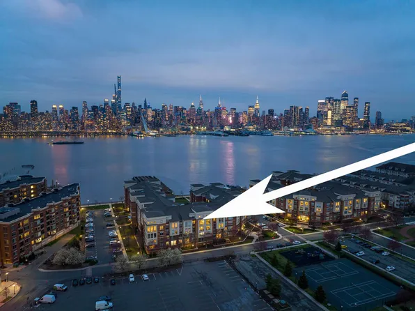 24 Avenue At Port Imperial APT 426, West New York, NJ 07093