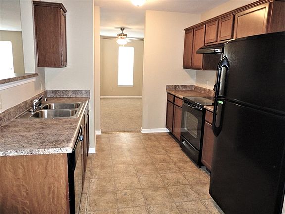 3rd image of 10151 Cumberland Pointe Blvd