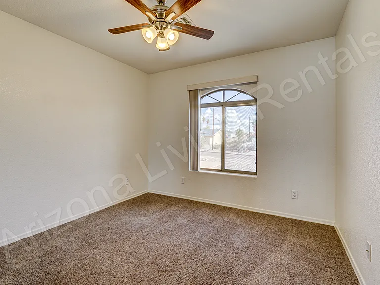 79 Keywester Dr — Photo 16